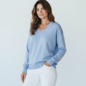 Baby Alpaca Wool Kuna V-Neck Long Sleeve Sweater Light Blue Made in Peru M/L